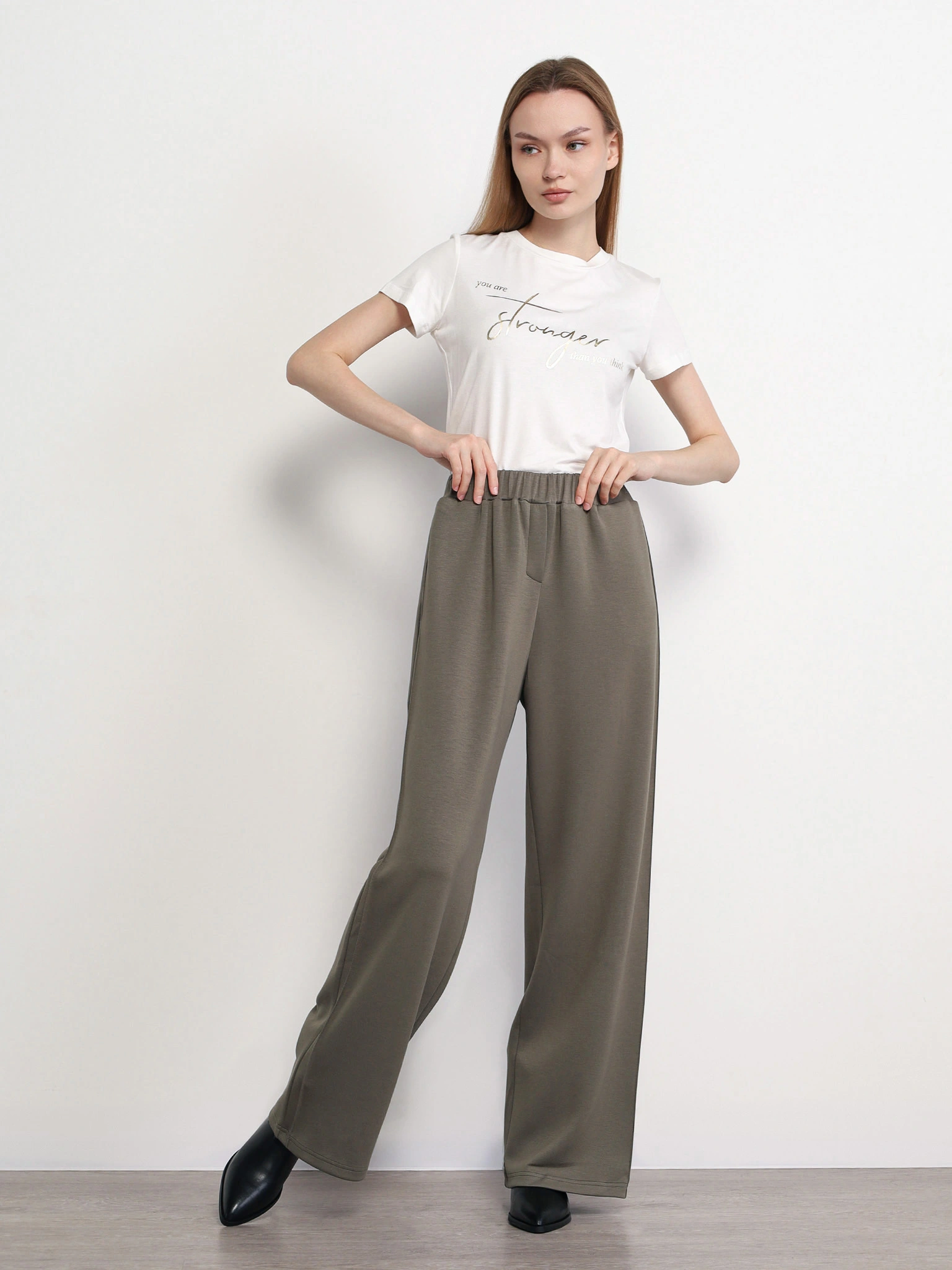 Брюки трикотажные цвета хаки с эластичным поясом